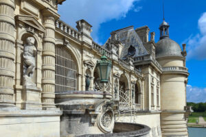 Экскурсия в Замок Шантийи