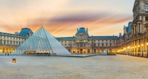 Лувр с Гидом